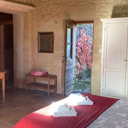 Mas de la Rivoire B&B Villevieille Extérieur photo