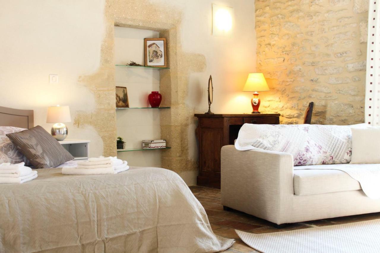 Mas de la Rivoire B&B Villevieille Extérieur photo