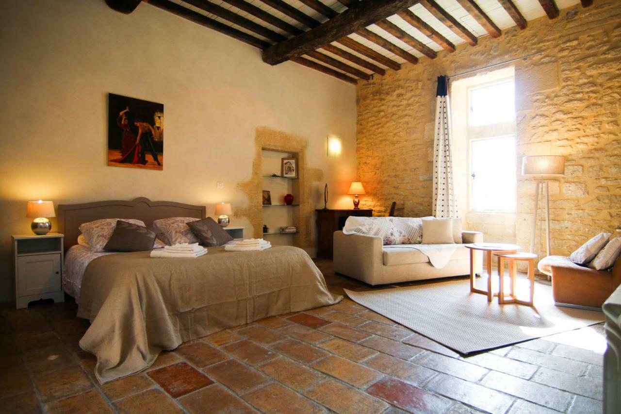 Mas de la Rivoire B&B Villevieille Extérieur photo